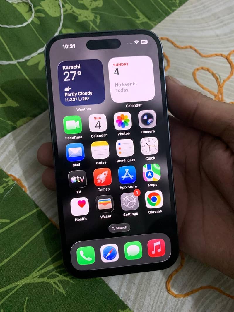 Apple iPhone 14 Pro 1
