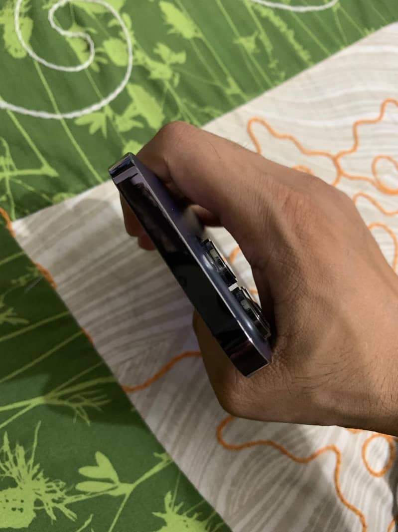 Apple iPhone 14 Pro 6