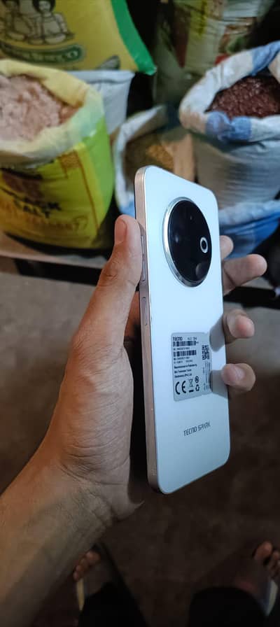 Tecno SPARK 30C