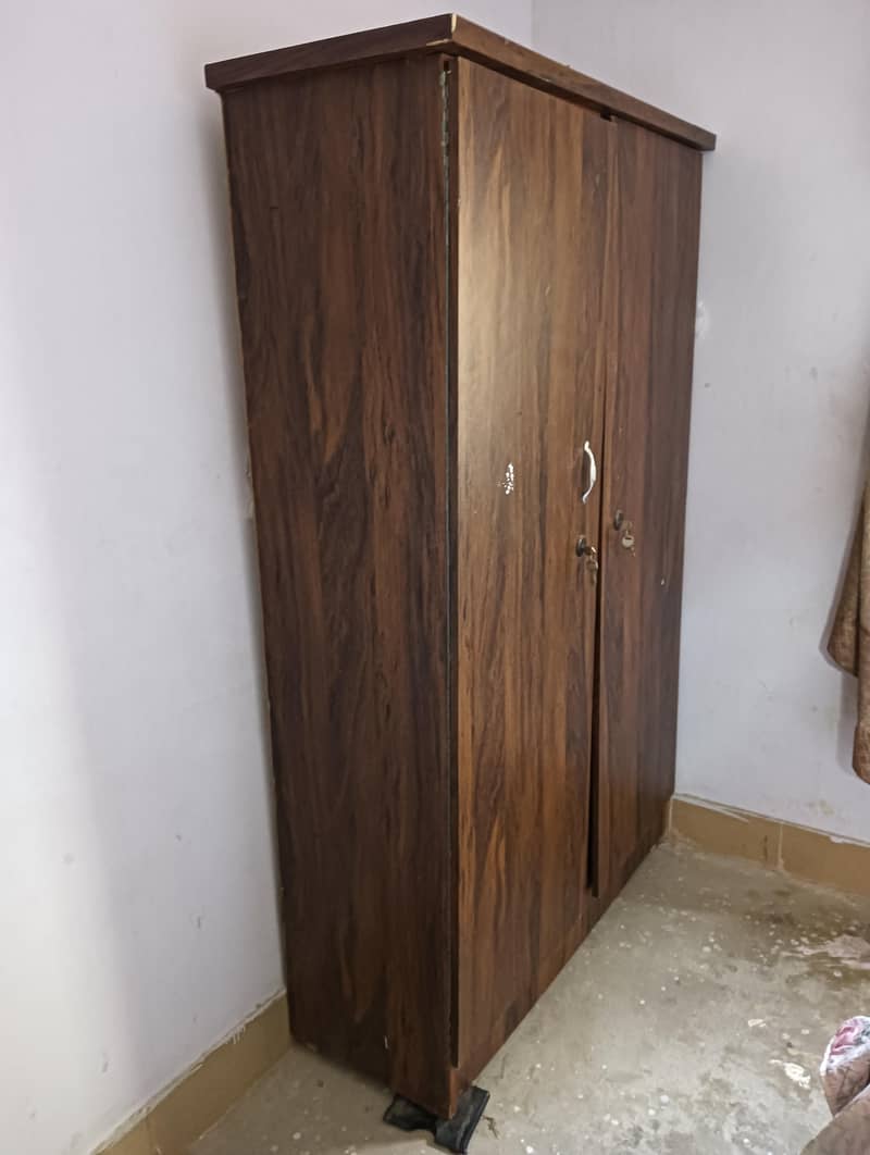 bed almari 5