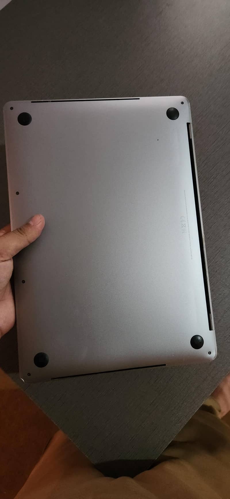 macbook pro 2019 2