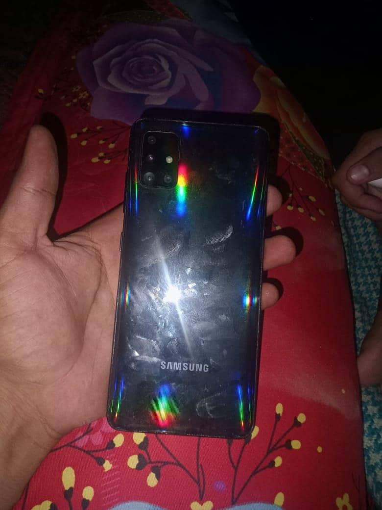 Samsung A51 1
