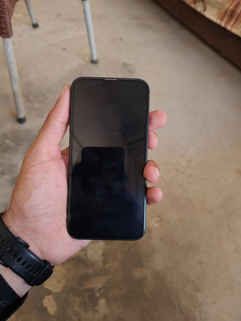 Apple iPhone 13 3