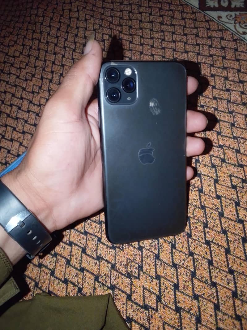 Apple iPhone 11 Pro Max 0