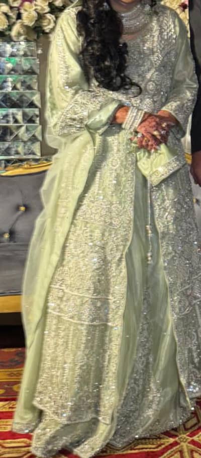 new maxi only 3 hours used hai look like new for walima