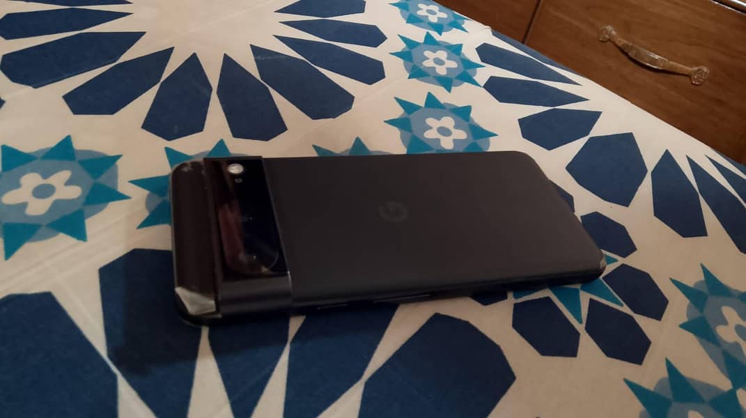 Google Pixel 8 7