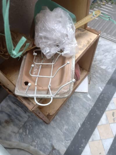 Wash basin, Seat with cover, Mirror