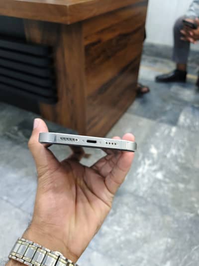 Apple iPhone 12 Pro Max official approved exchange possible