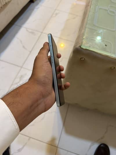 OPPO F21 Pro