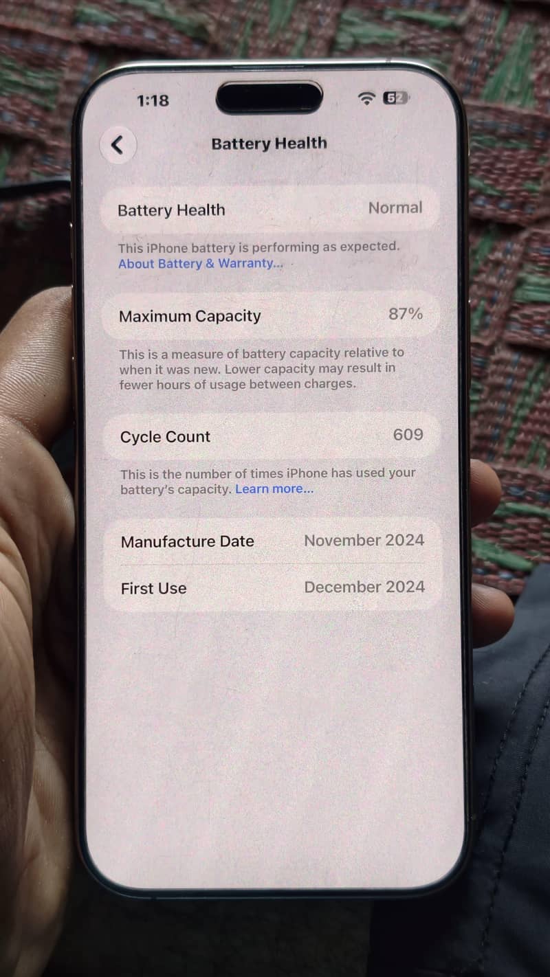 Apple iPhone 16 Pro Max 2