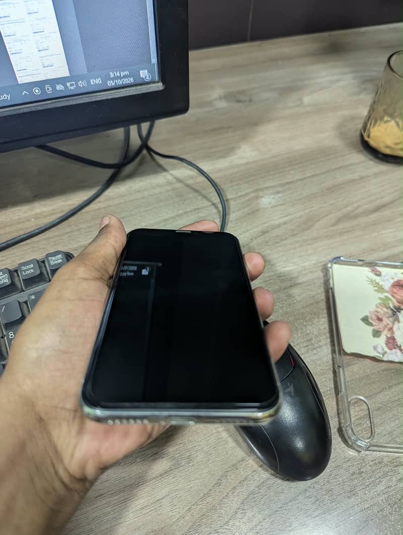 Apple iPhone X 6