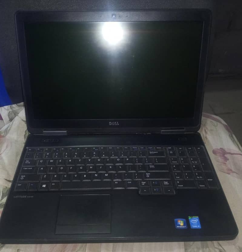 dell lititude e5540 0