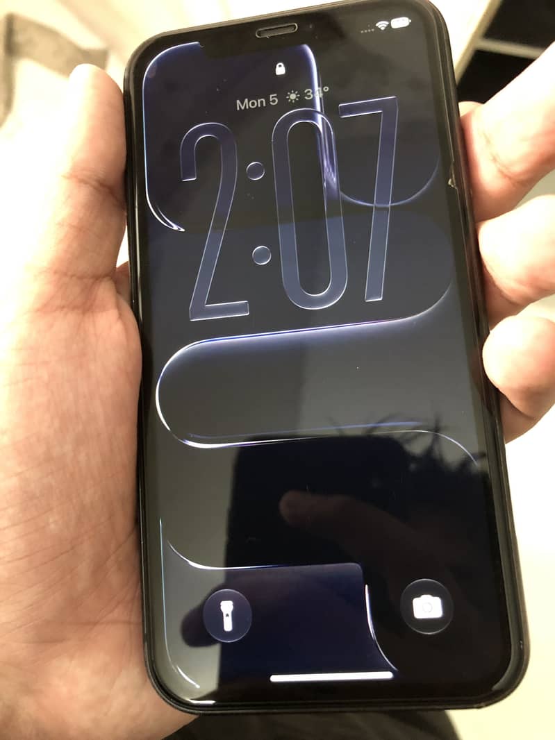 Apple iPhone 11 6