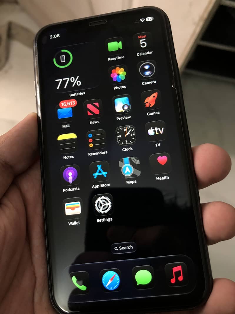 Apple iPhone 11 7