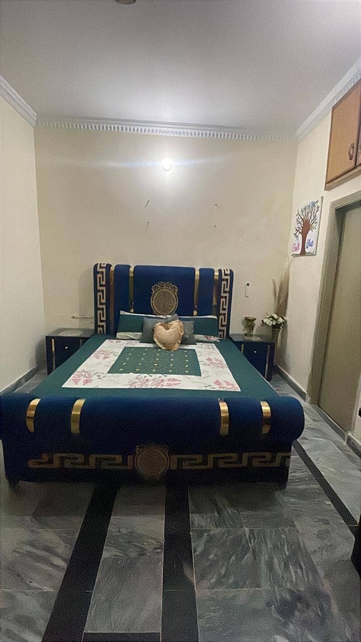 Slitty used bed 0