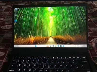 Lenovo Thinkpad X1 carbon i7 8 gen 16 gb 256 gb