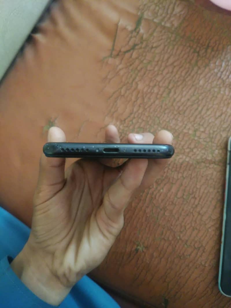 Apple iPhone 7 6