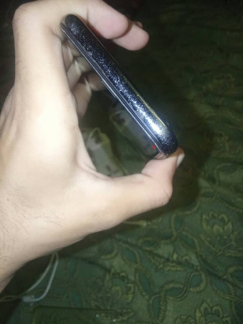 Apple iPhone X 2