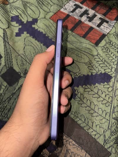 Vivo Y17s