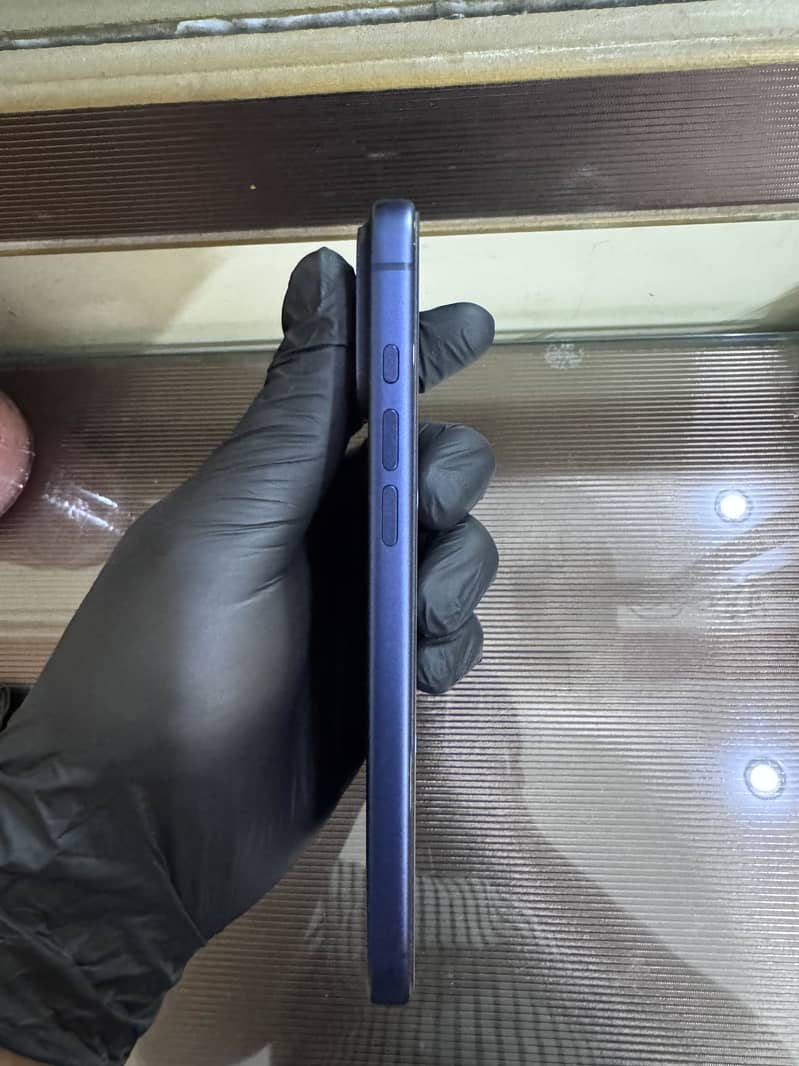 Apple iPhone 17 Pro Max 1