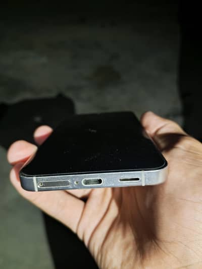 Samsung Mobile S24