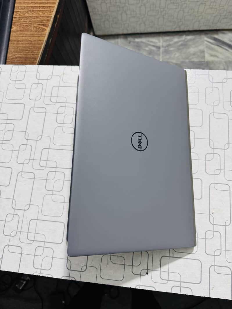 Dell Vostro 1