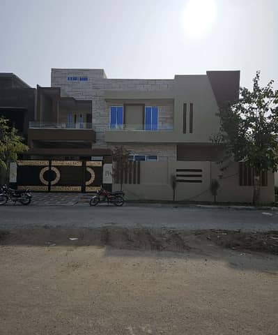double story house farnished 72 foot road