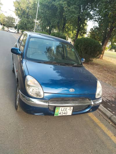 Toyota Duet 1999
