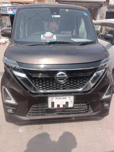 Nissan Roox Highway Star S Hybrid 20/25 for Urgent Sale