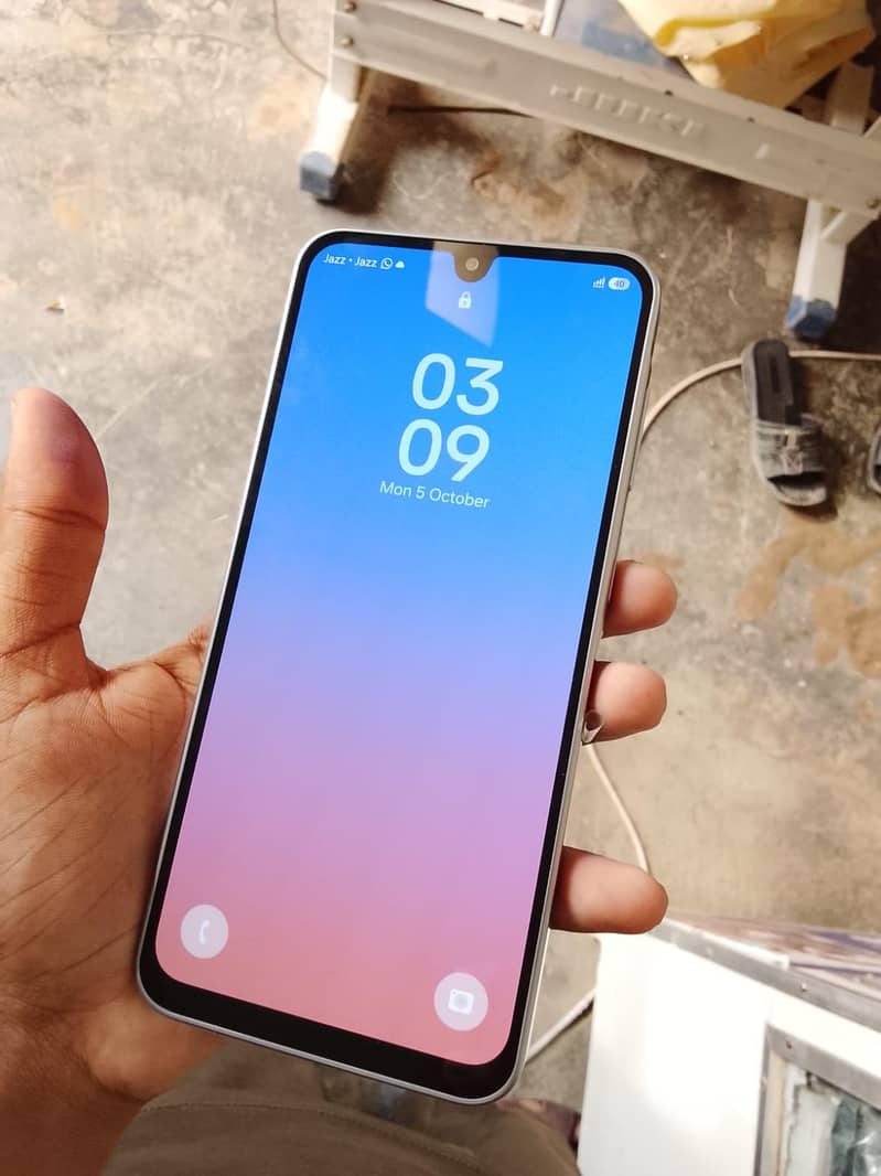 Samsung A17 1