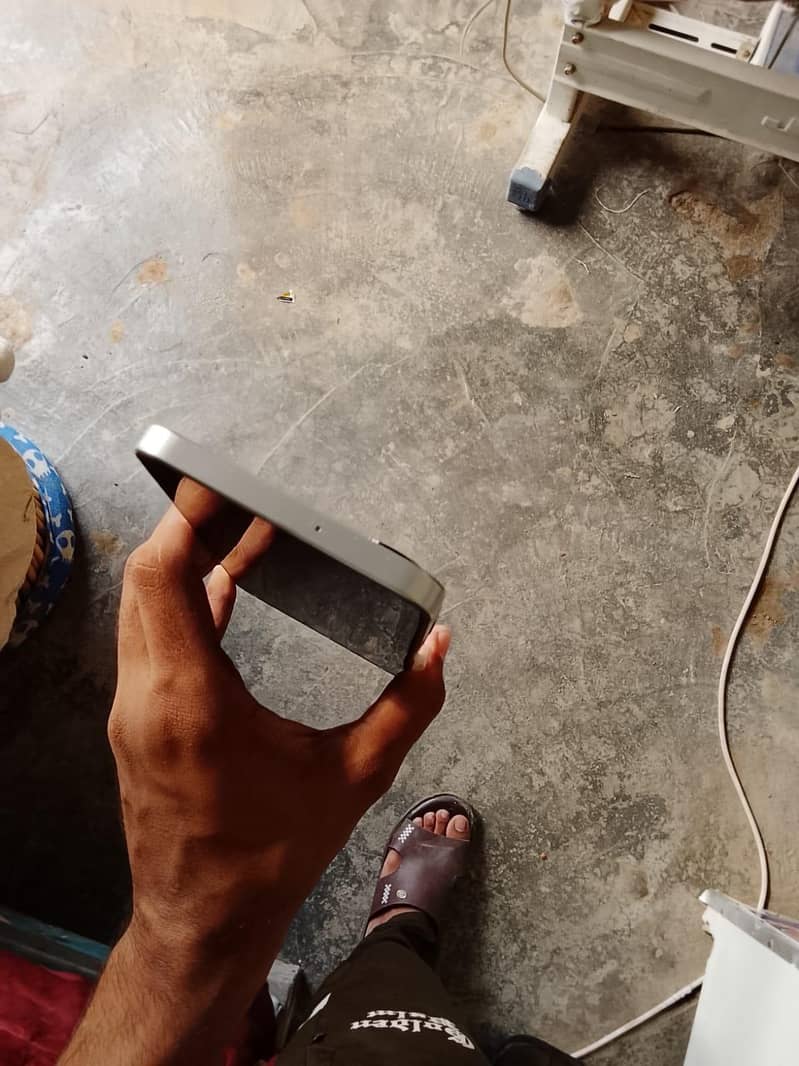 Samsung A17 8
