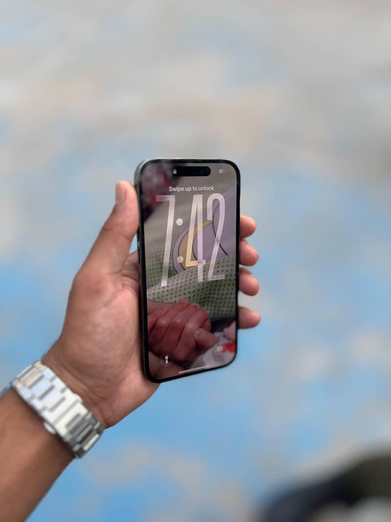 Apple iPhone 14 Pro 0