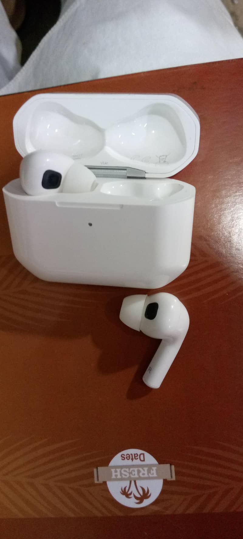 airpods 8