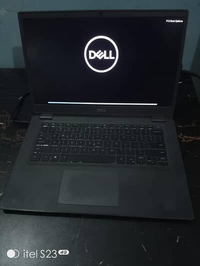 Dell latitude 3410 Core i5 (10 gen) 8 gb ddr4 and 256gb nvme installed