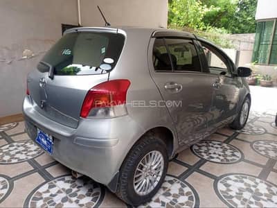 Toyota Vitz 2010