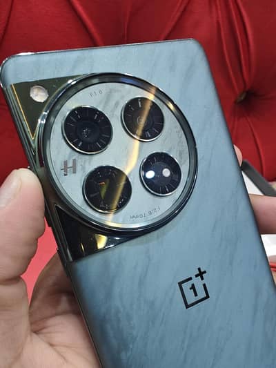 One Plus 12 5G 16/512 Official PTA (03104584425)