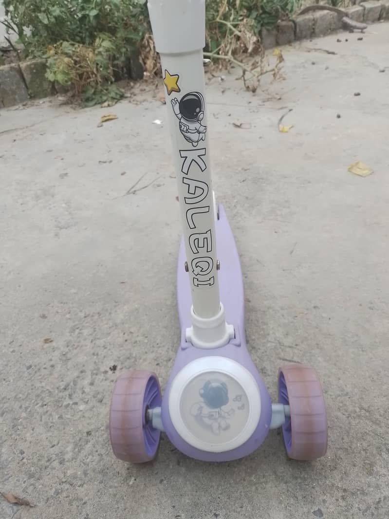 scooty 3