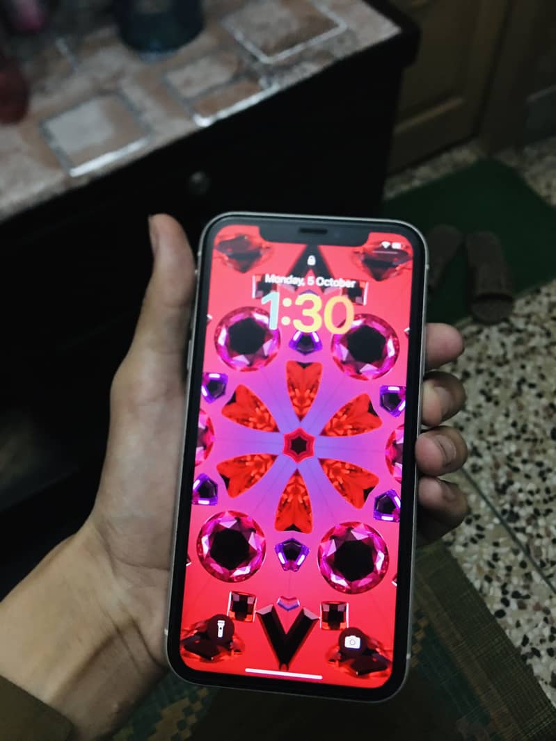 Apple iPhone XR 1
