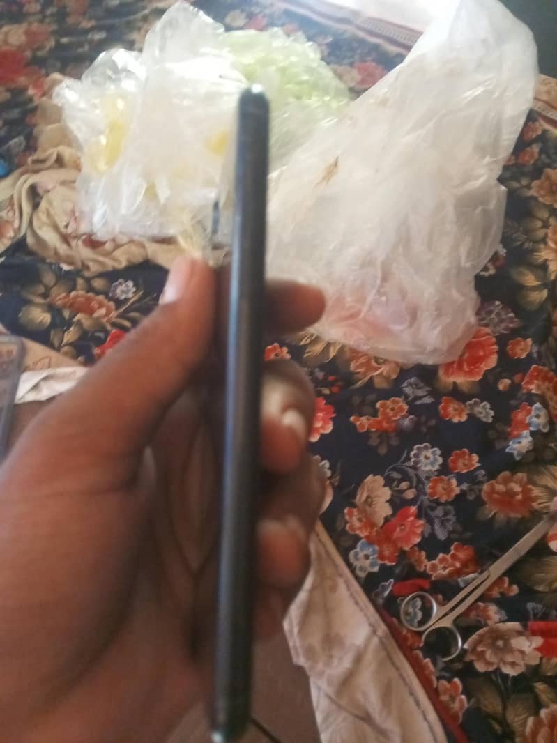 Apple iPhone 7 3