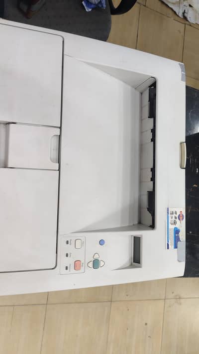 HP Laserjet 5200n Printer