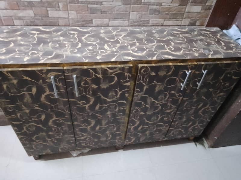 sideboard (counter) 1