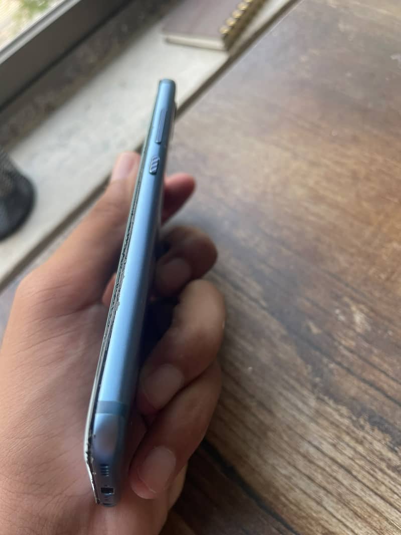 Huawei Nova 2 4