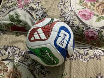 Adidas FIFA WC 26 Trionda football - used condition, needs air