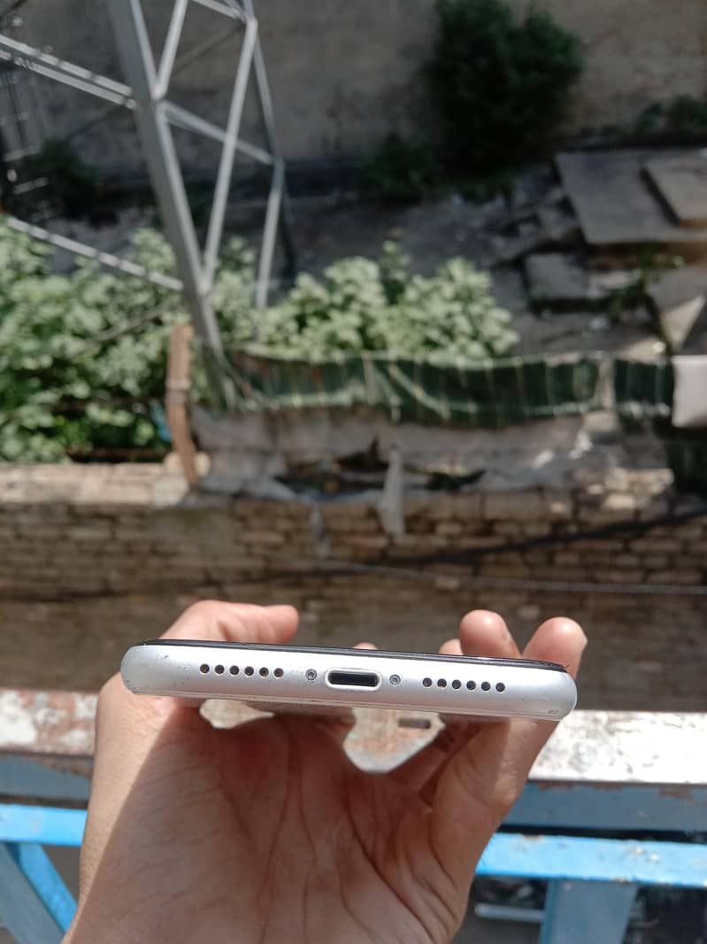 Apple iPhone XR 2