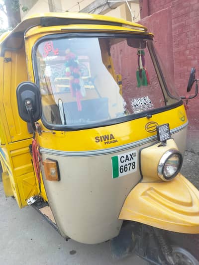 Loader Rickshaw 10/10 original  condition sale for urgent
