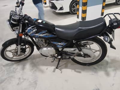 Suzuki GS 150SE likebrand new.  URGENT SALE