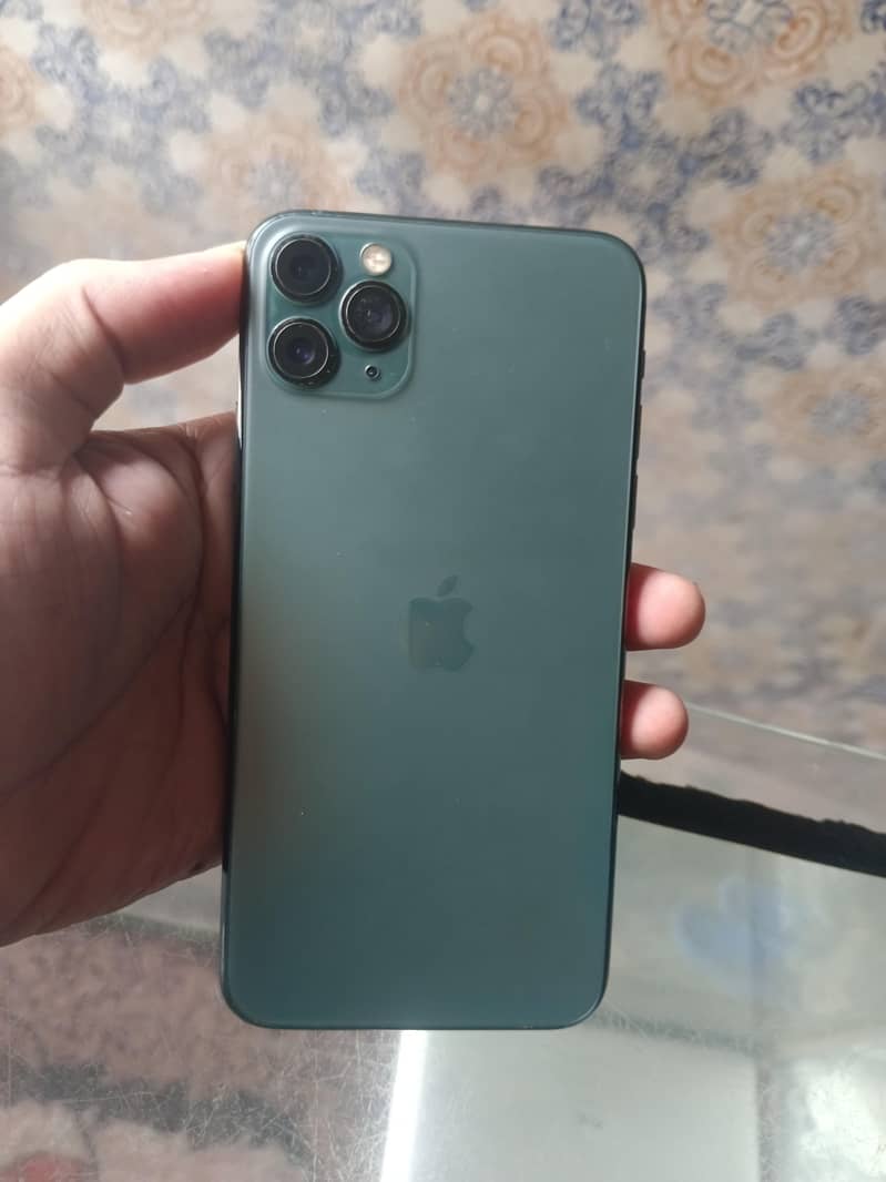 Apple iPhone 11 Pro Max 6