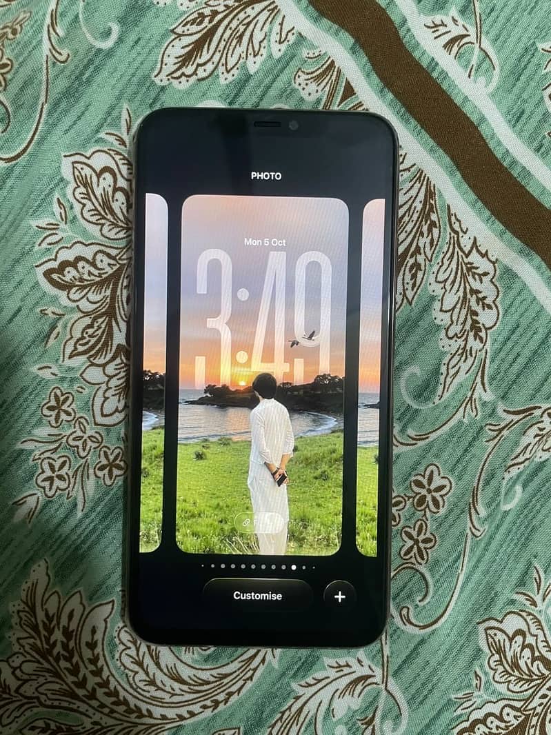Apple iPhone 11 Pro Max 2