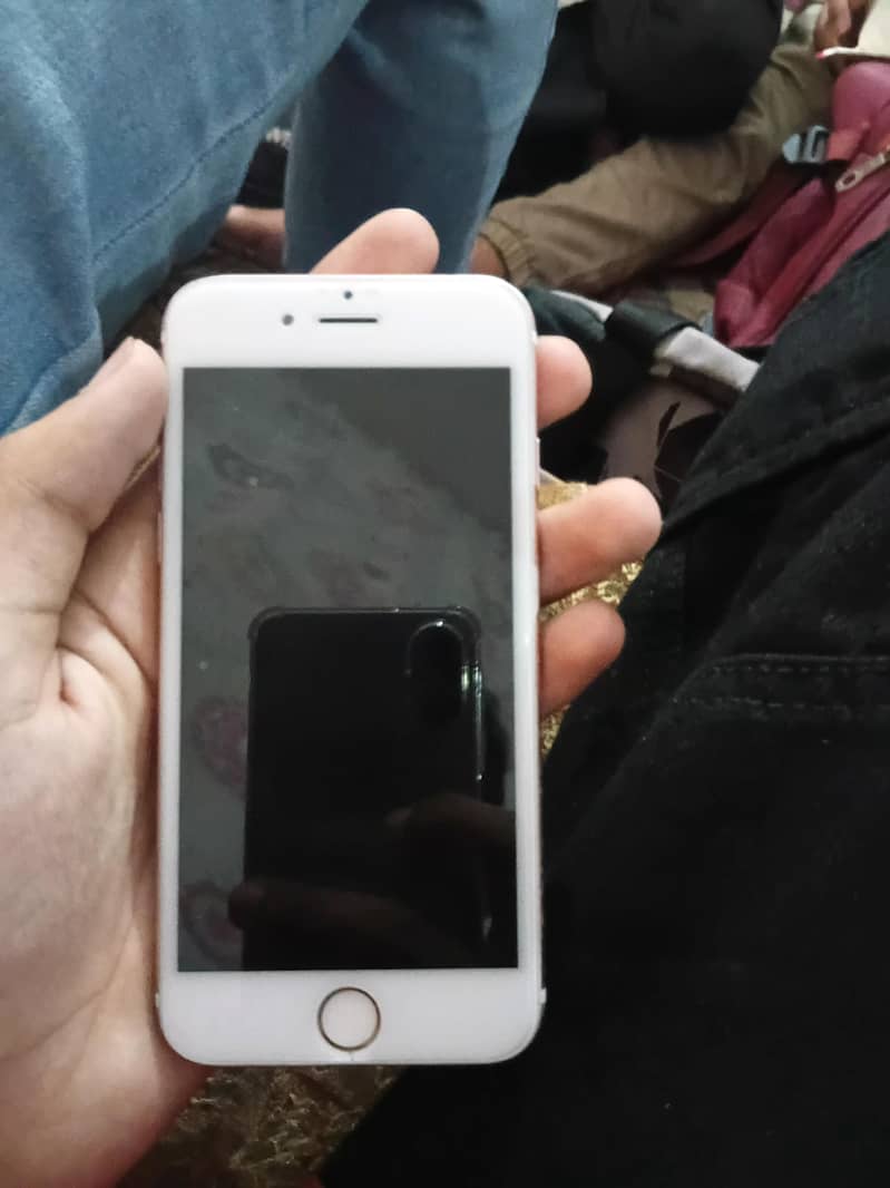 Apple iPhone 6S 0