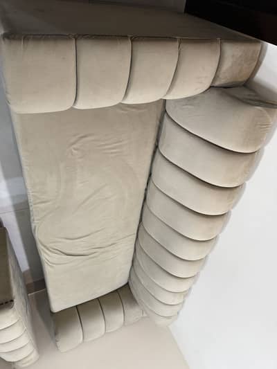 5 seater velvet sofas